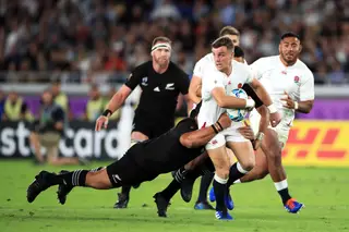 Chamem-lhe a rosa selvagem: a Inglaterra ganhou à Nova Zelândia e abanou o Mundial