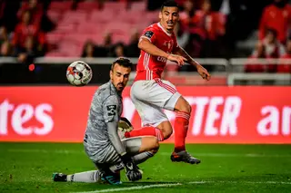 O ataque é o mesmo, mas há mudanças mais atrás