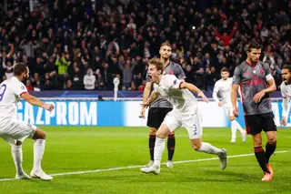 Este Benfica ainda não é europeu