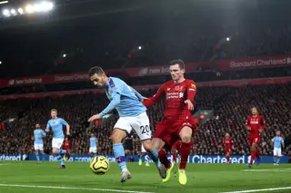 Premier League. Futebolistas terão um risco acrescido de lesões de 25% quando regressarem à competição