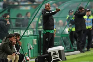 Silas: "A estratégia não estava errada. O que esteve errado foram os movimentos de alguns jogadores, que não perceberam"