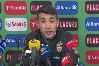 Bruno Lage dá os parabéns a Jesus por "conquista enorme" e diz que o Benfica teve de "fazer pela vida" em Vizela