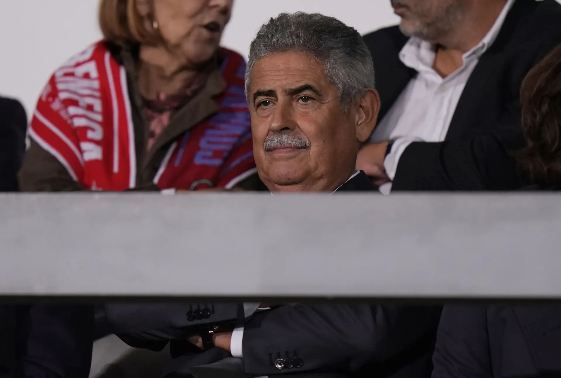 CMVM recusa esclarecimentos sobre OPA do Benfica