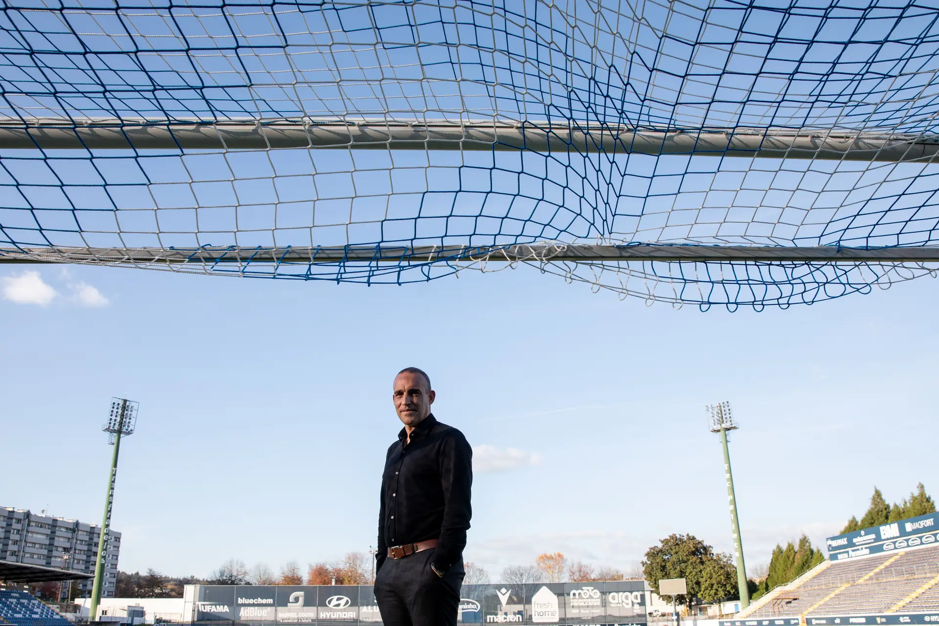 João Pedro Sousa é treinador principal do Famalicão, desde o início da época 2019/20