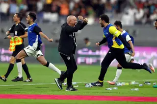 Os gestos vitoriosos de Jesualdo Ferreira quando, em 2017, ganhou a Taça do Emir do Qatar, com o Al-Sadd