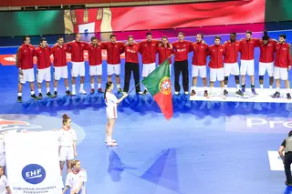 Hugo Figueira: “O Filipe Cruz levava uma aparelhagem gigante para o balneário e antes dos jogos ouvíamos sempre a música do 007”