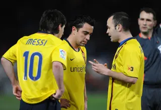 Messi, Xavi e Iniesta, três dos mais importantes futebolistas oriundos da formação blaugrana