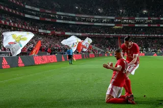 A exibição inspiradora de Taarabt, por Um Azar do Kralj: foi mais uma mensagem de esperança para todos os vencidos da vida