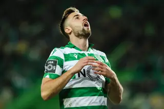 Sporar: sete cabeceamentos, três à figura, quatro para fora, zero de jeito (estas são as contas de Diogo Faro)