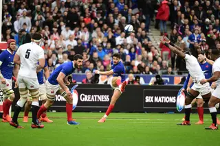 Olha, os franceses parecem marchar outra vez