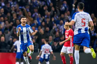 A proposta de Lá em Casa Mando Eu para o regresso do futebol: um Big Brother, grande desinfestação da Luz e tática 1x1x1x1x1x1x1x1x1x1x1