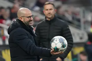 Cc: FC Porto. Assunto: muita posse e muita pressão, é assim o Leverkusen de Peter Bosz