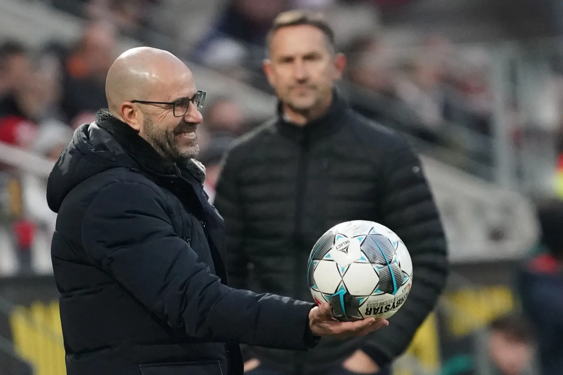 Cc: FC Porto. Assunto: muita posse e muita pressão, é assim o Leverkusen de Peter Bosz