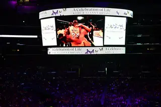 Beyoncé, LeBron, Jordan, Kanye, Kareem, Magic e 20 mil adeptos na comovente e derradeira homenagem a Kobe Bryant (com vídeo)