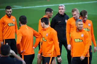 Luís Castro: "Não há nenhum treinador do mundo que diga: 'Olhem, hoje queremos empatar'. Vamos procurar a baliza da Benfica"