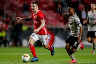 Grimaldo e Ferro, casal em crise existencial. E as sessões de aconselhamento matrimonial de Dr. Lage não estão a resultar (Um Azar do Kralj)