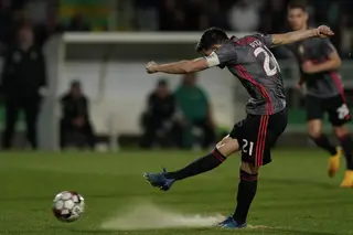 Obrigado aos intervenientes e visionários responsáveis por esta sequência de acontecimentos. Dez anos à frente, amigos (Um Azar do Kralj)