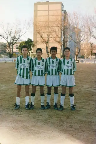 Mário Loja (2º à esquerda) já nas camadas de formação do V. Setúbal