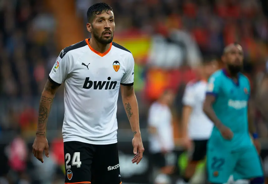 Tribuna Expresso | Ezequiel Garay, ex-Benfica, é o primeiro caso ...