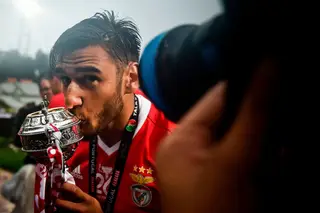Salvio: “Antes da final com o Chelsea, o Jesus mostrou vídeos dos cantos do Ivanovic. Quando sofremos aquele golo, o JJ queria matar-nos”