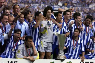 FC Porto 4-1 Lazio. Choveu água, choveu granizo, choveu tudo o que havia para chover. E a chuva tornou tudo melhor (Lá Em Casa Mando Eu)