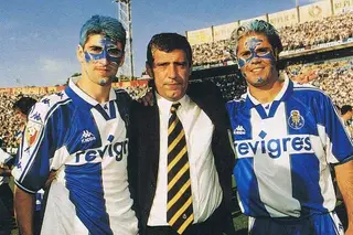 Secretário: “No FCP, num jogo, o meu dedo do meio virou todo para trás. Eu com dores, o Paulinho chega e puxa-me o dedo para frente. 'Joga”