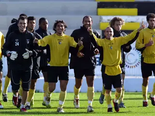 Mário Felgueiras (à esquerda) jogou no Portimonense em 2007/08
