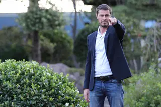 Safin tem duas teorias sobre a covid-19: Bill Gates sabia de tudo e há gente poderosa que injeta micro-chips nas vacinas para nos controlar