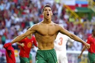 Portugal 2-1 Holanda. Como Ronaldo, Pauleta, Figo ou Maniche foram o melhor dicionário de um miúdo de 9 anos