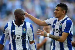 Polegares para baixo, cruzes e “brincadeira”: Danilo, Tiquinho e Zé Luís contra protocolo da DGS