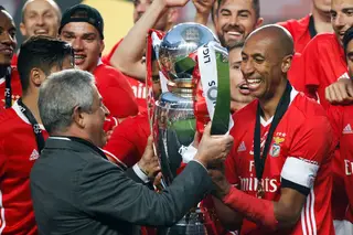 Membros de uma claque do Benfica terão agredido violentamente membros de uma claque do Sporting. E o meu Benfica nada diz e nada faz