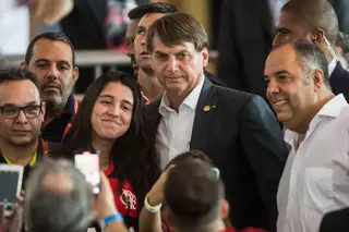 Flamengo próximo de Bolsonaro acelera regresso do futebol. Os clubes rivais opõem-se ao comportamento da equipa de Jorge Jesus