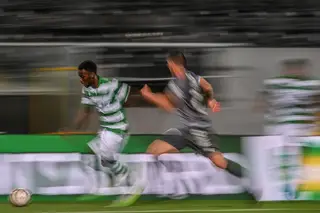 A salada não tinha condimentos? Não, não tinha. Mas se os produtos forem bons, a salada é boa