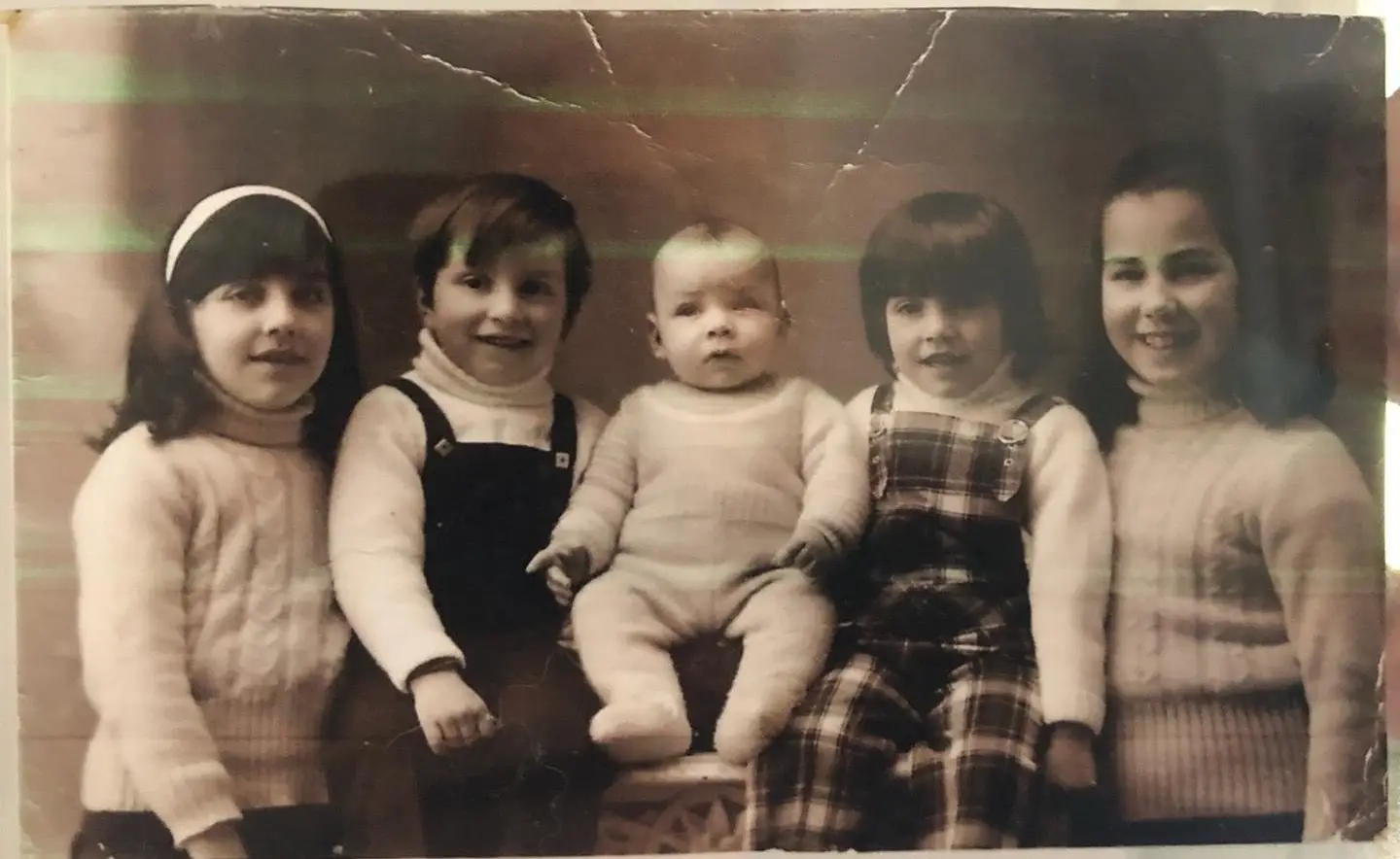 Jorge Costa (no meio) com os quatro irmãos
