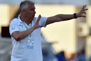 Jorge Costa de regresso a Portugal: é o novo treinador do Farense