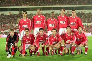 Já houve uma série pior do Benfica? Sim, no pior Benfica de sempre, em 2000-01