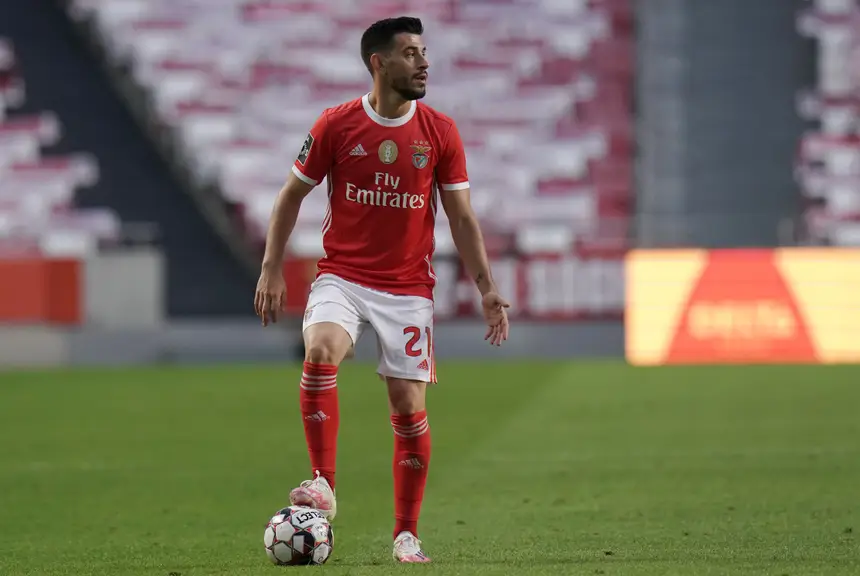 Tribuna Expresso | Se alguém pagar €20 milhões, Pizzi pode sair do Benfica