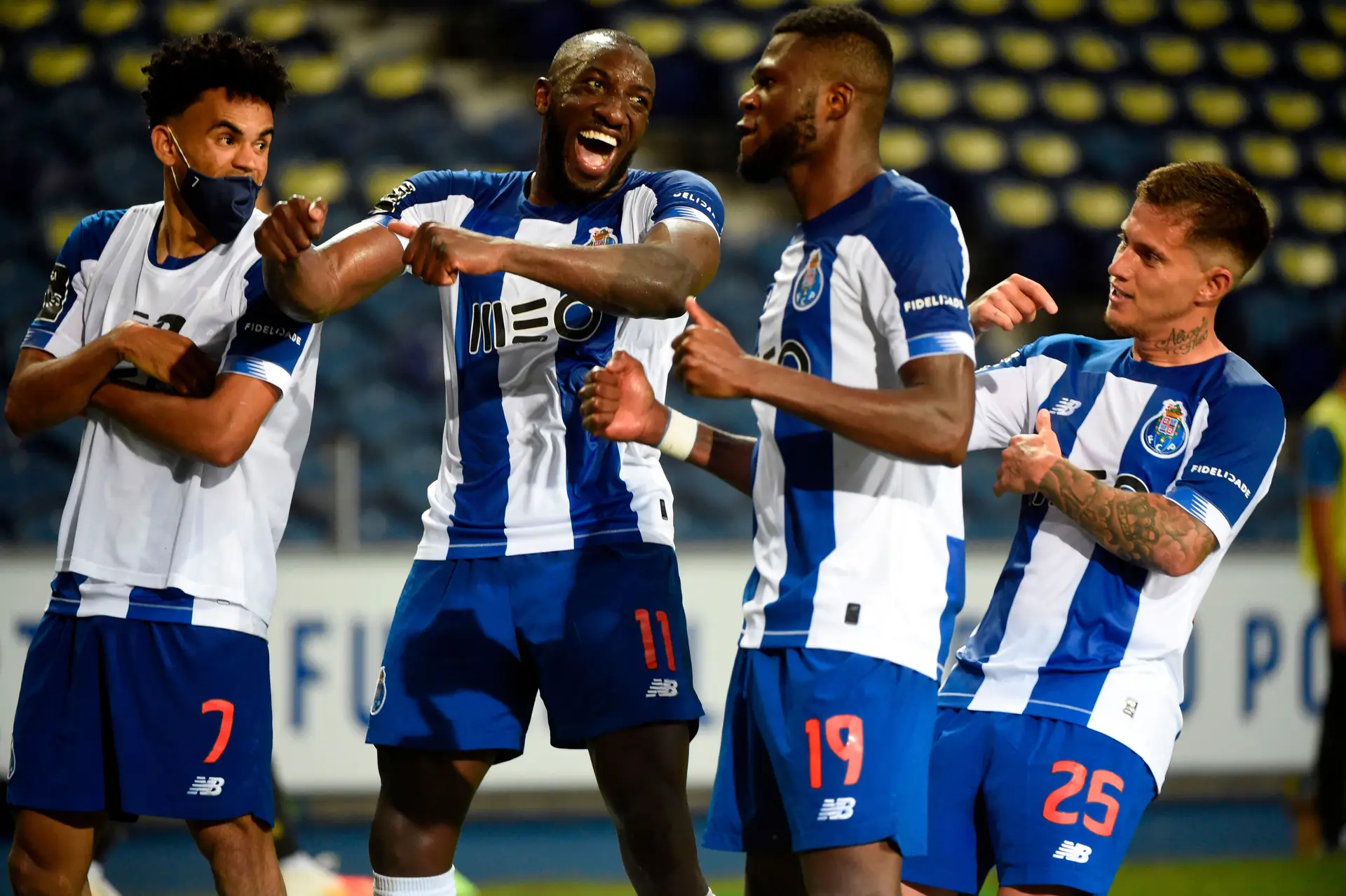 O FC Porto foi o FC Porto e depois não foi o FC Porto e o FC Porto foi campeão. Foi assim o clássico e assim foi o campeonato