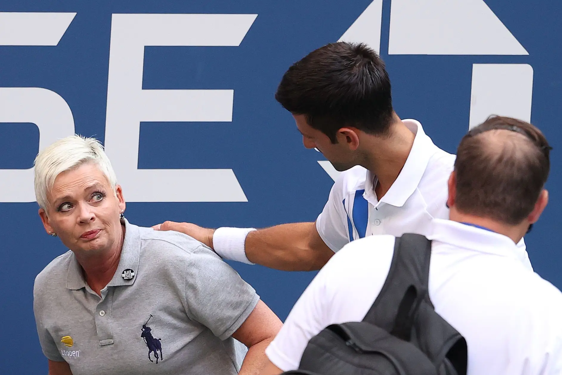 Djokovic reage à expulsão do US Open: “Preciso de fazer uma introspeção. Que isto sirva para o meu crescimento”