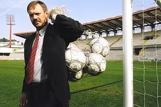 “O Eriksson regressou ao Benfica rico e sem personalidade. Já não era pobre, sabe como é o dinheiro: doutores há muitos, médicos poucos”