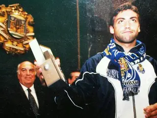 Chegou ao FC Porto em 1997/98