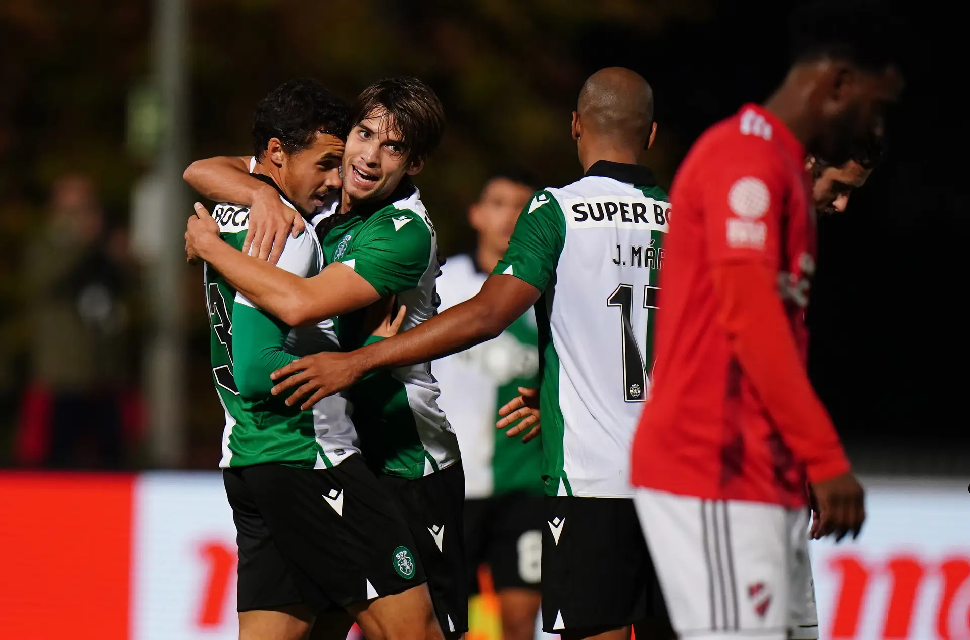 Bem-vindos ao mundo encantado das goleadas e estreias a marcar