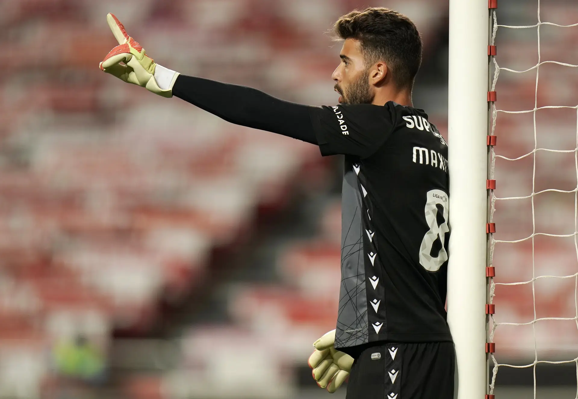 Rúben Amorim faz seis mudanças para o Sacavenense