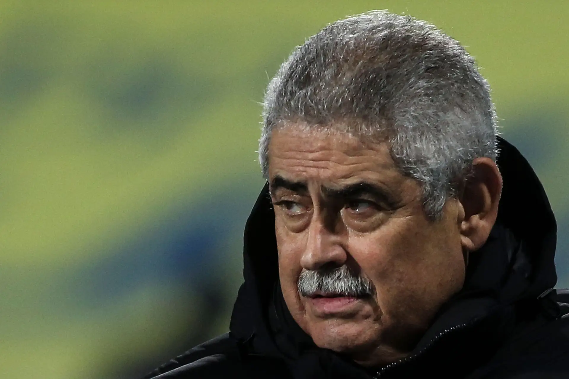 Mandado de detenção: Vieira suspeito de ter prejudicado o Benfica, o Novo Banco e o Estado