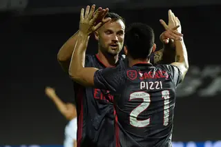 "Tem sido sempre assim: há períodos nos jogos em que não estamos bem. Temos de ser uma equipa"