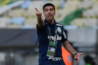 Abel Ferreira levou o Palmeiras à final do Campeonato Paulista e arrisca entrar na história