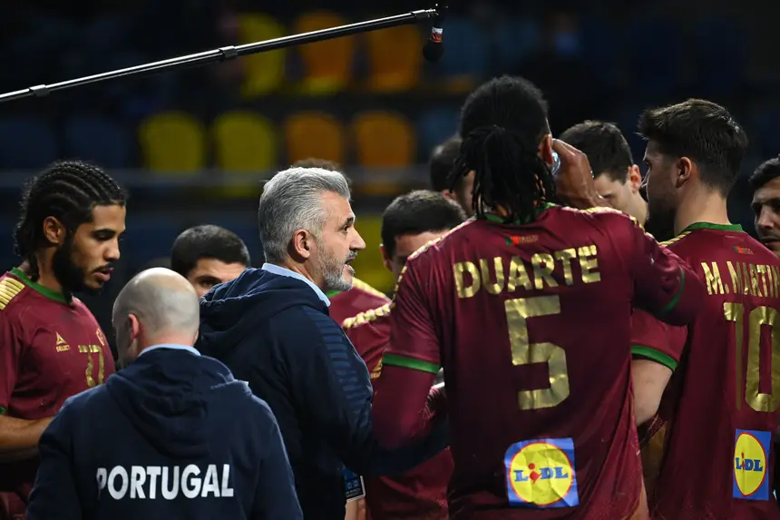 Tribuna Expresso Grandes Jogos Selecao De Andebol Preparada Para Lutar Para Ir A Toquio O Primeiro Jogo E Sempre O Mais Importante Oxala As Coisas Corram Bem