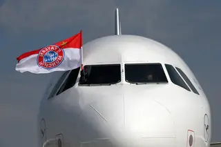 Mundial de clubes. Bayern chega ao Qatar com sete horas de atraso (e um português na comitiva): "As autoridades gozaram connosco"