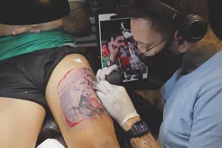 Adeptos do Palmeiras fazem tatuagem de homenagem a Abel Ferreira