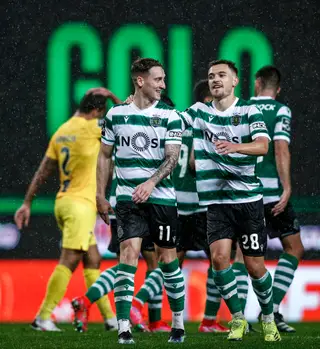 Como Pedro Gonçalves tem sido perfeito, resolveu apostar naquele corte de cabelo para mostrar que também é humano